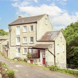 Waters Edge The Mill Holiday home West Burton